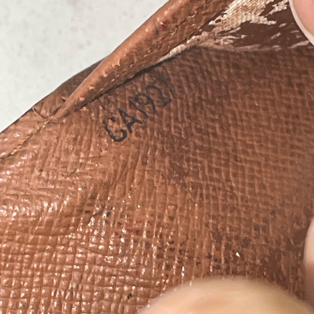 Louis Vuitton Monogram PM Agenda - Picture 4 of 17